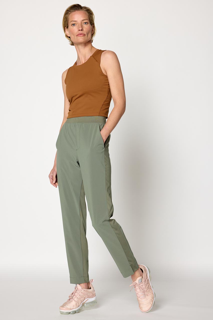Trek Slim Leg Pant 28"