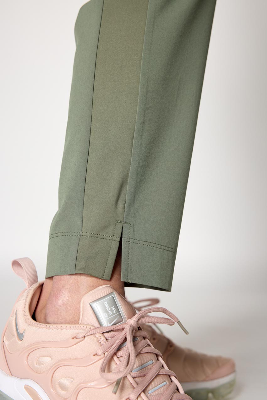 Trek Slim Leg Pant 28"