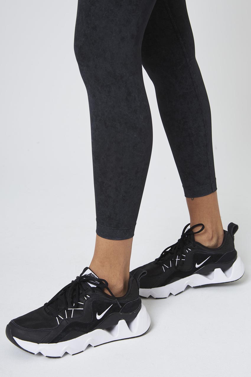 Vital Recycled Nylon High-Waisted Basic Legging 25" Washed