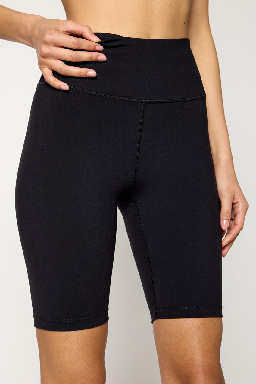 Velocity High-Waisted Bike Short 9"
