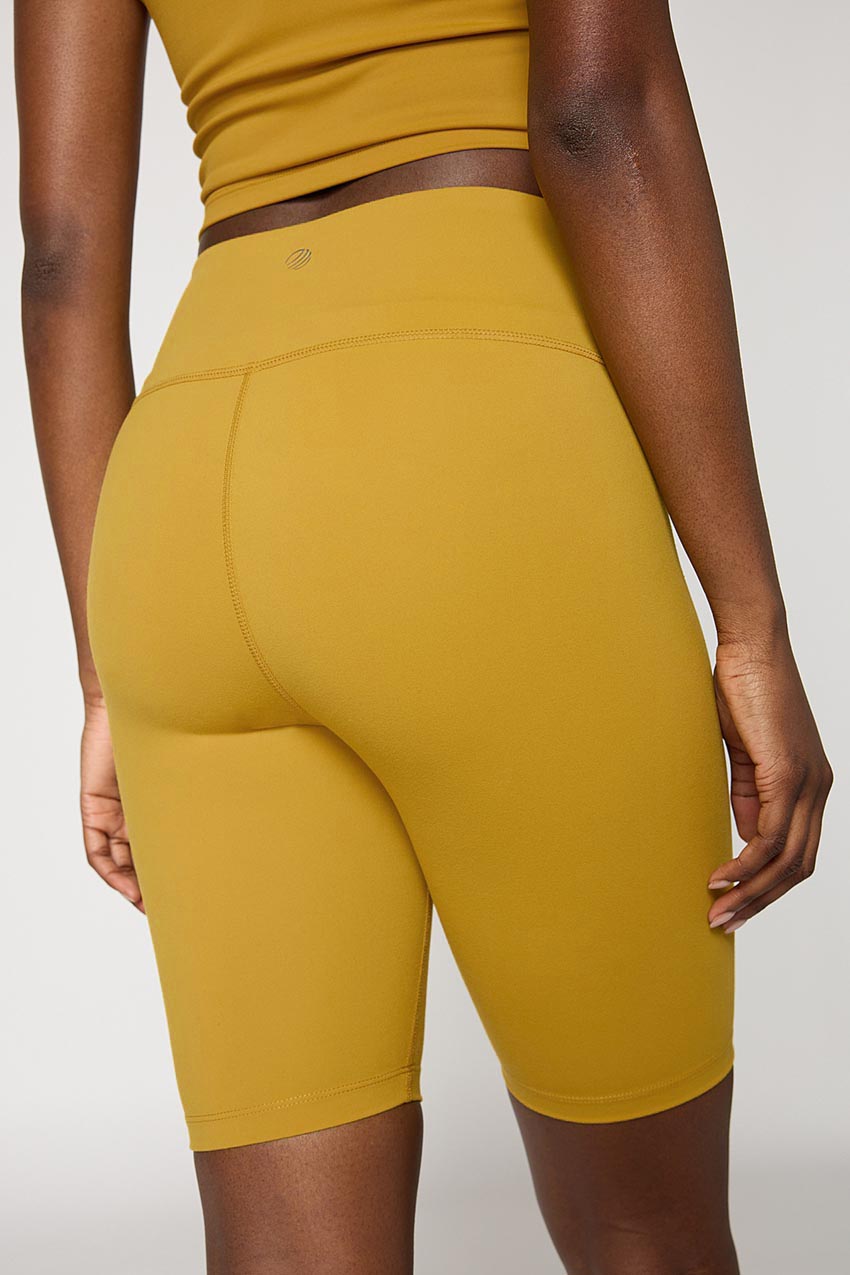 Velocity High-Waisted Bike Short 9"