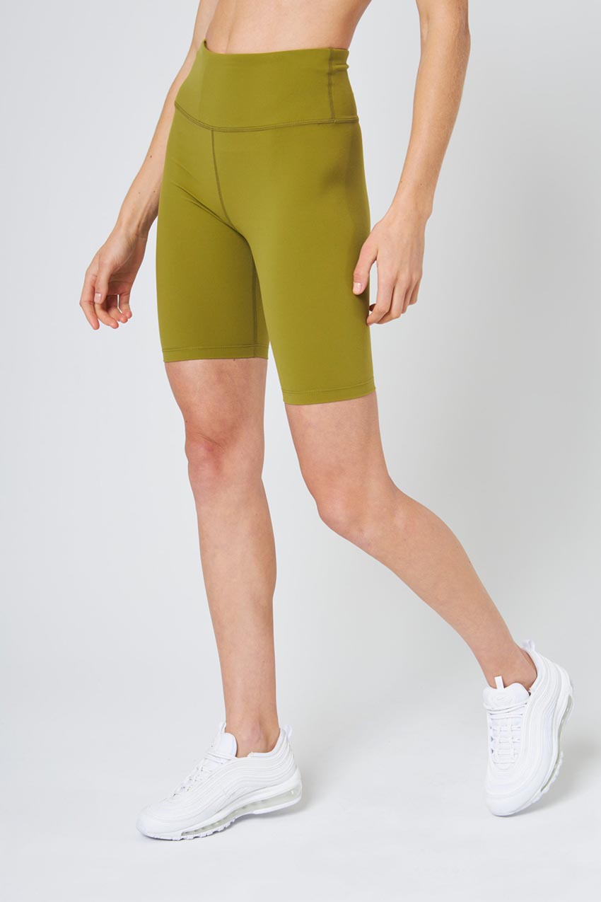 Velocity High-Waisted Bike Short 9"