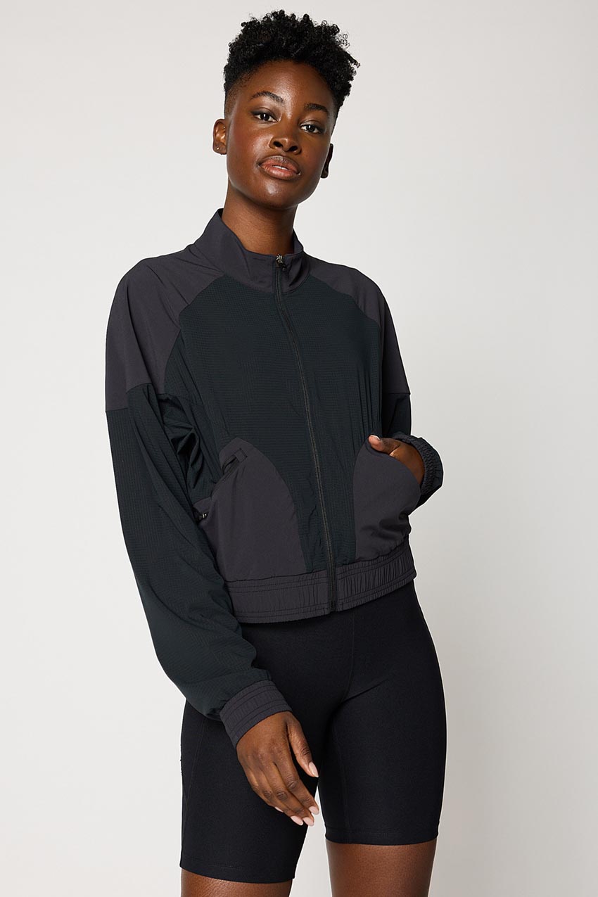 MPG Sport Trek Light Paneled Jacket in Black