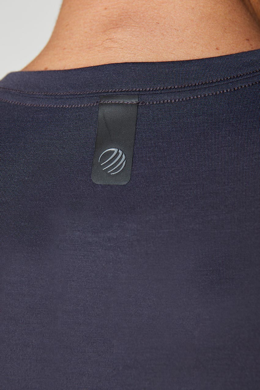 Dynamic Anti-Odor V-Neck Tee - Purple Charcoal
