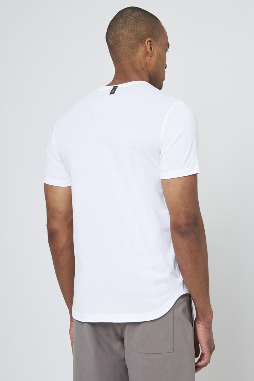 Achieve T-shirt with Curved Hem