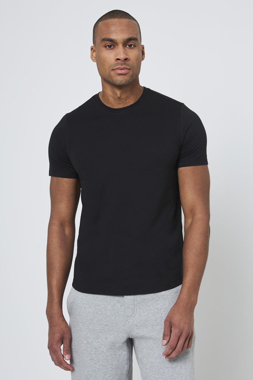 Achieve T-Shirt with Curved Hem
