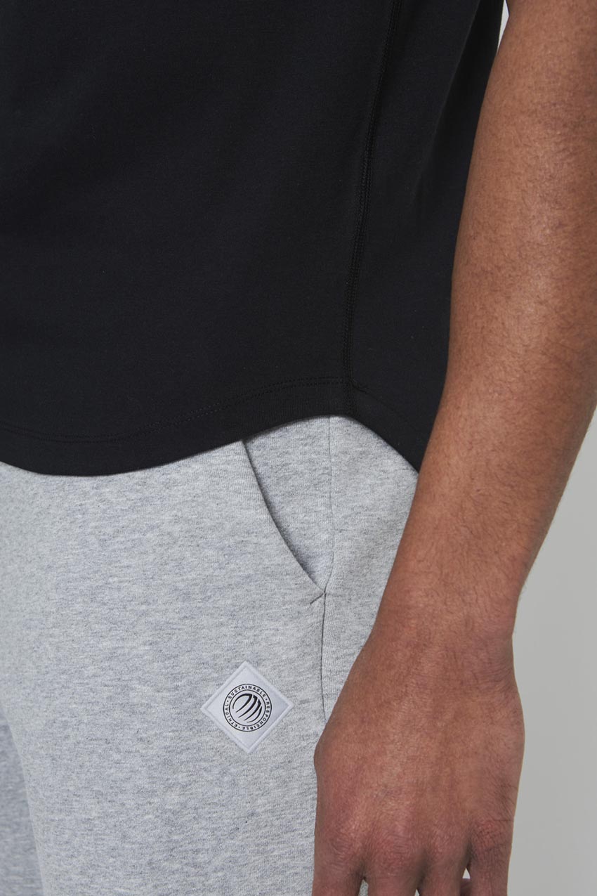 Achieve T-shirt with Curved Hem
