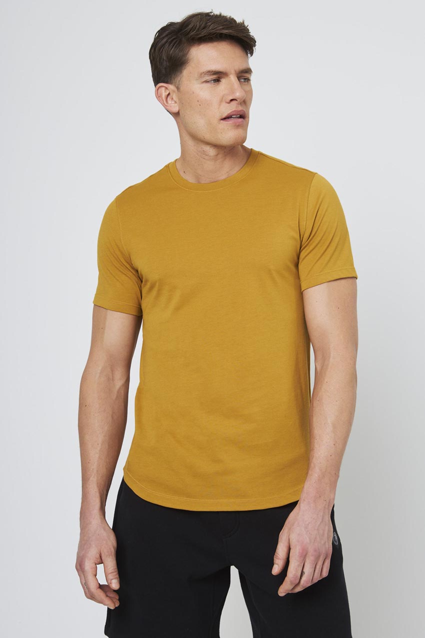 Achieve T-Shirt with Curved Hem
