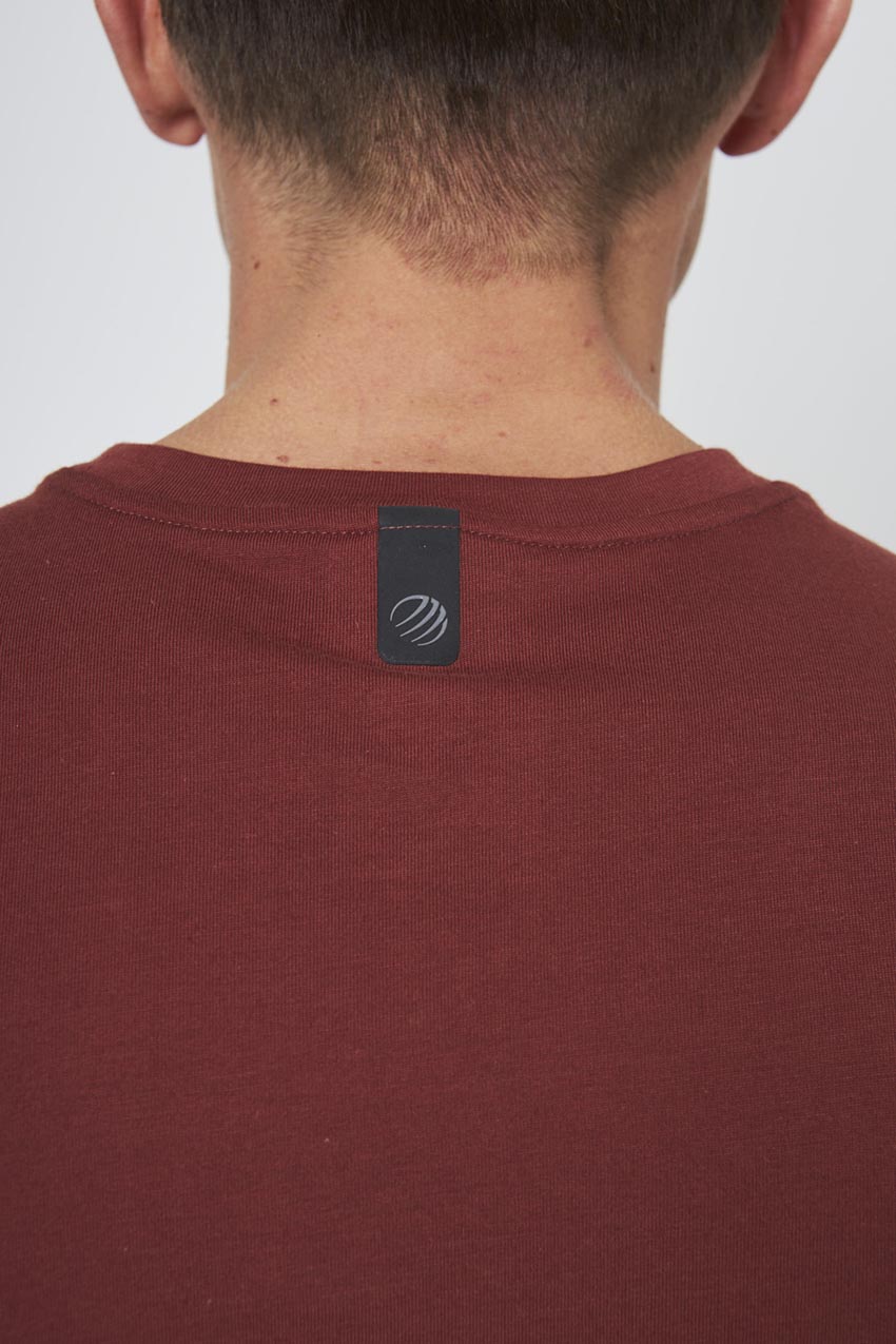 Achieve T-Shirt with Curved Hem