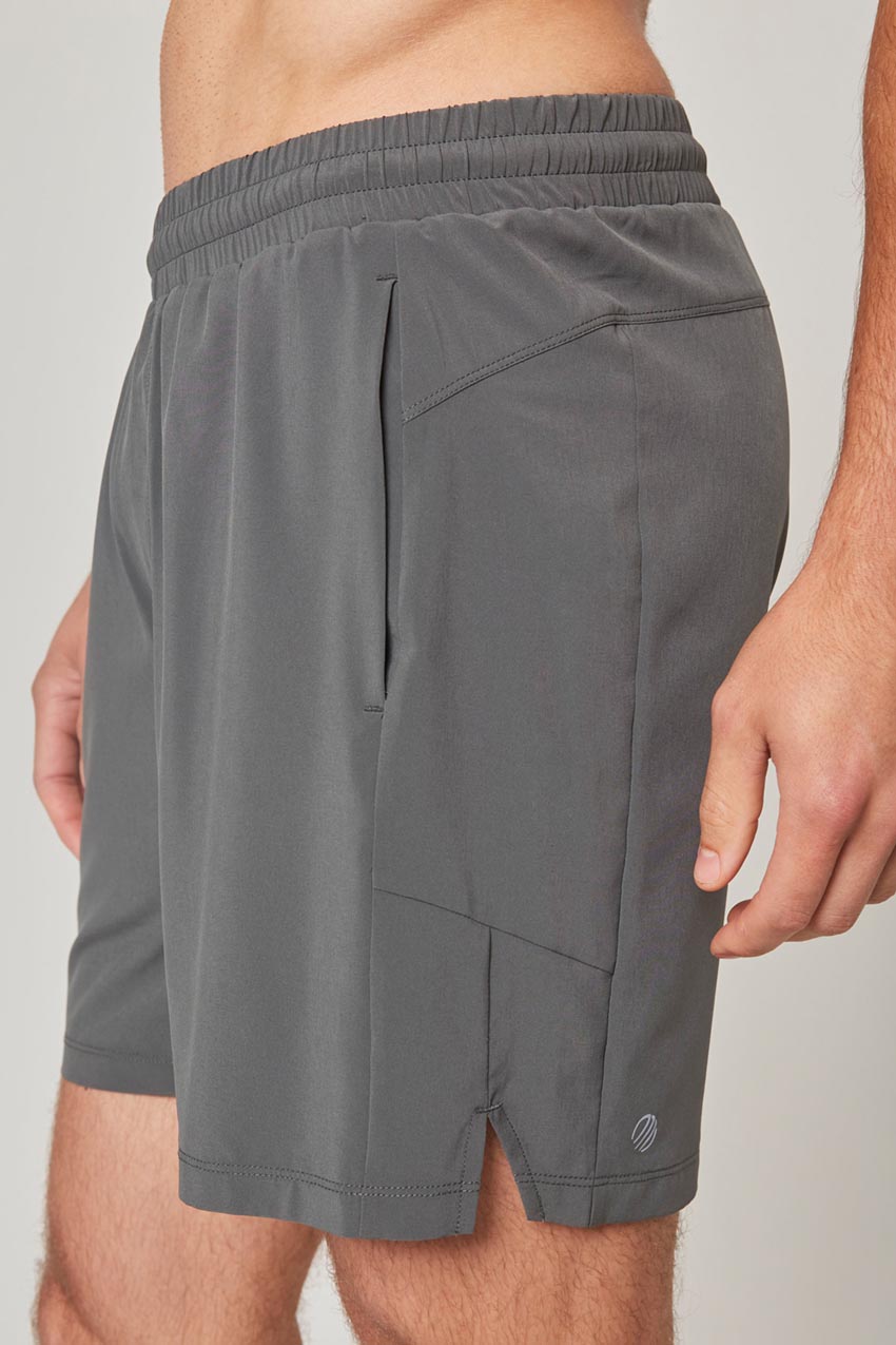 Catch Stride 7" Short with Liner