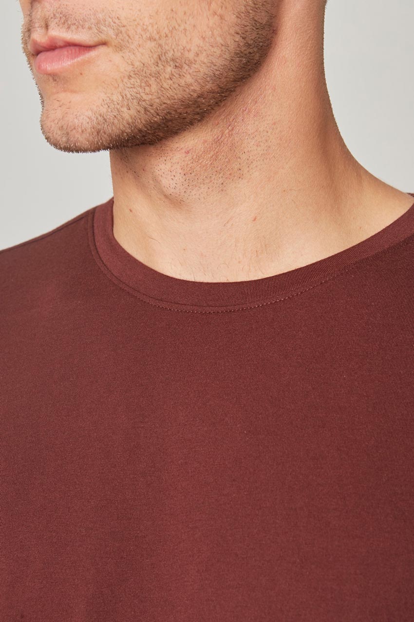 Achieve Short Sleeve Shirt with Side Slit