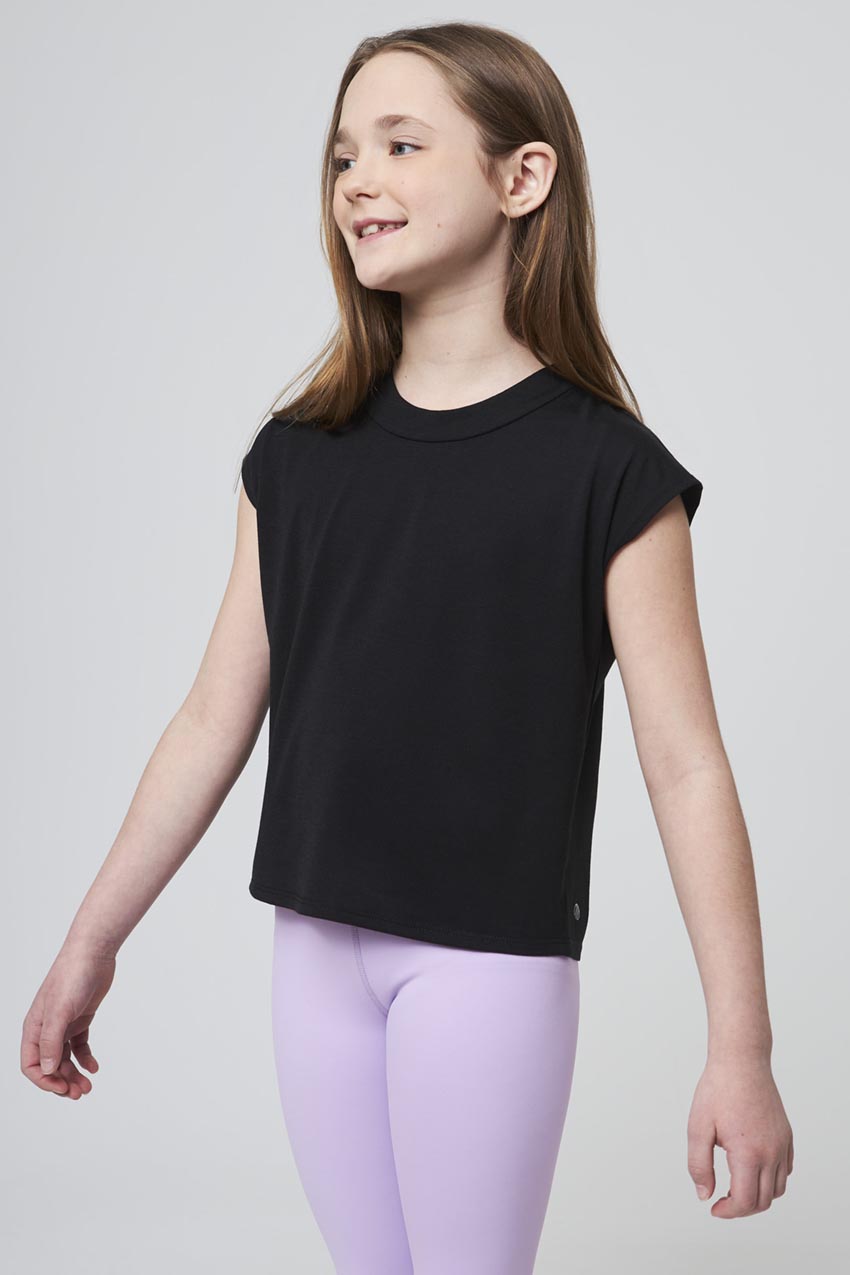 MPG Sport Dynamic Key-Hole Relaxed Girls Tee in Black