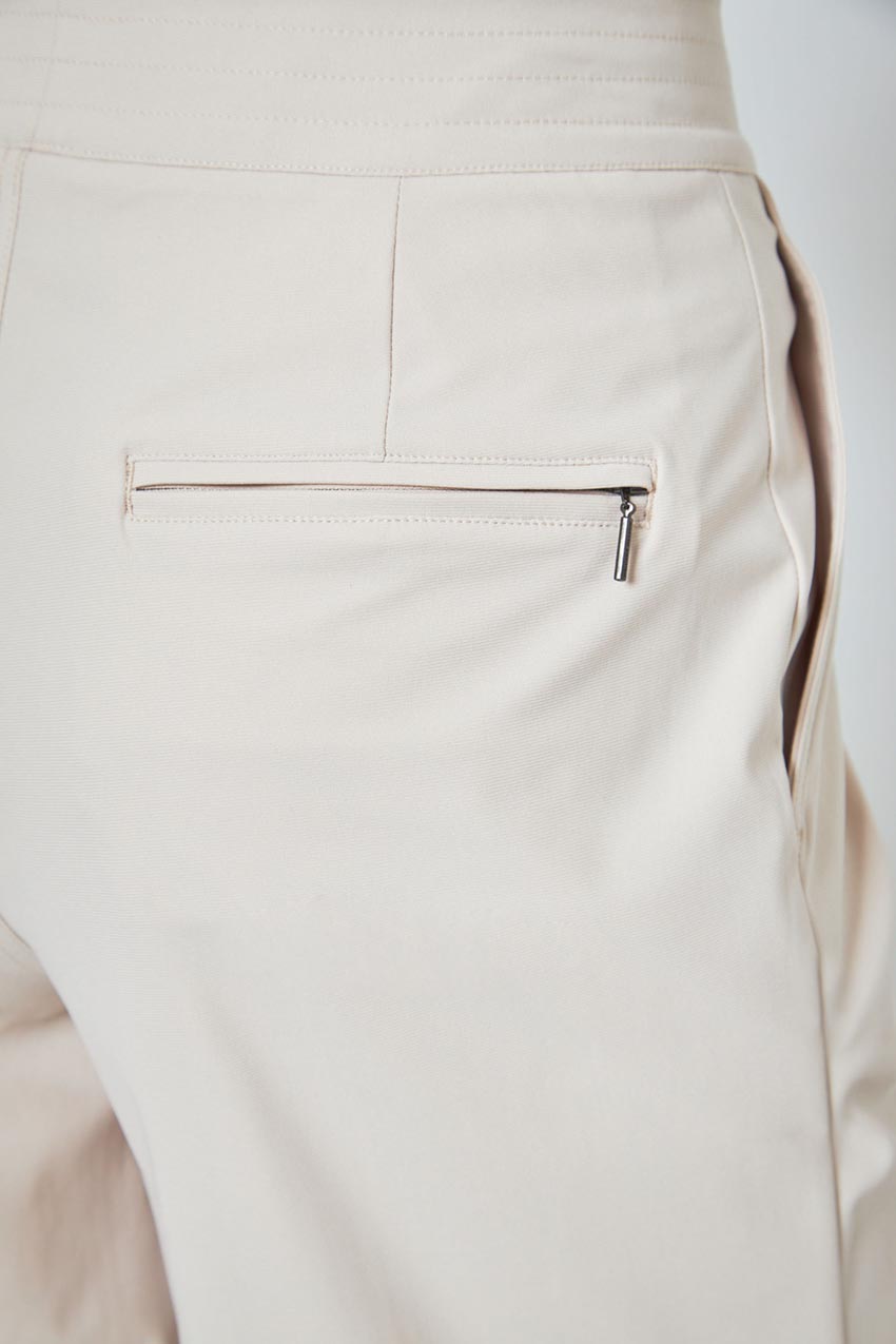 Limitless High-Rise Wide Leg Pleated Pant