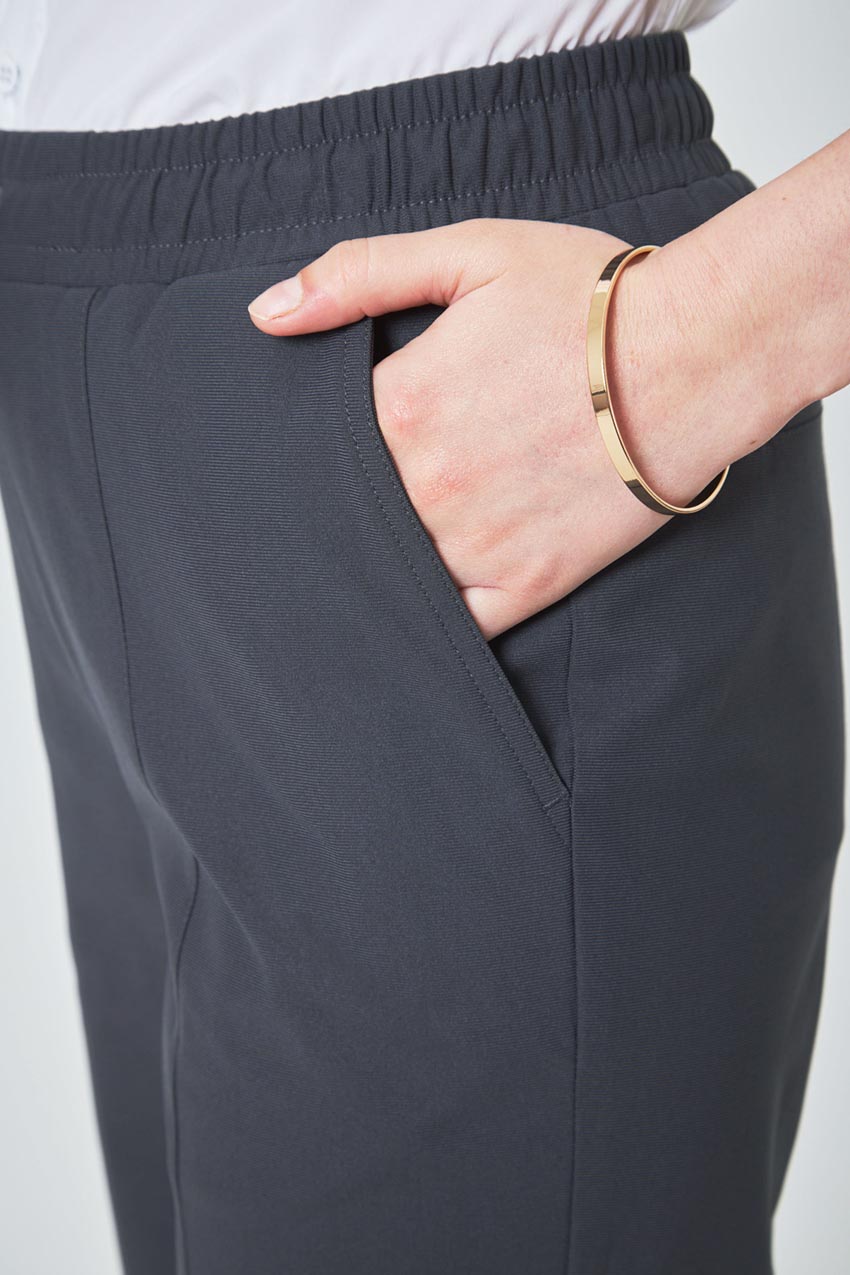 Limitless Roll Cuff Clean Cut Jogger