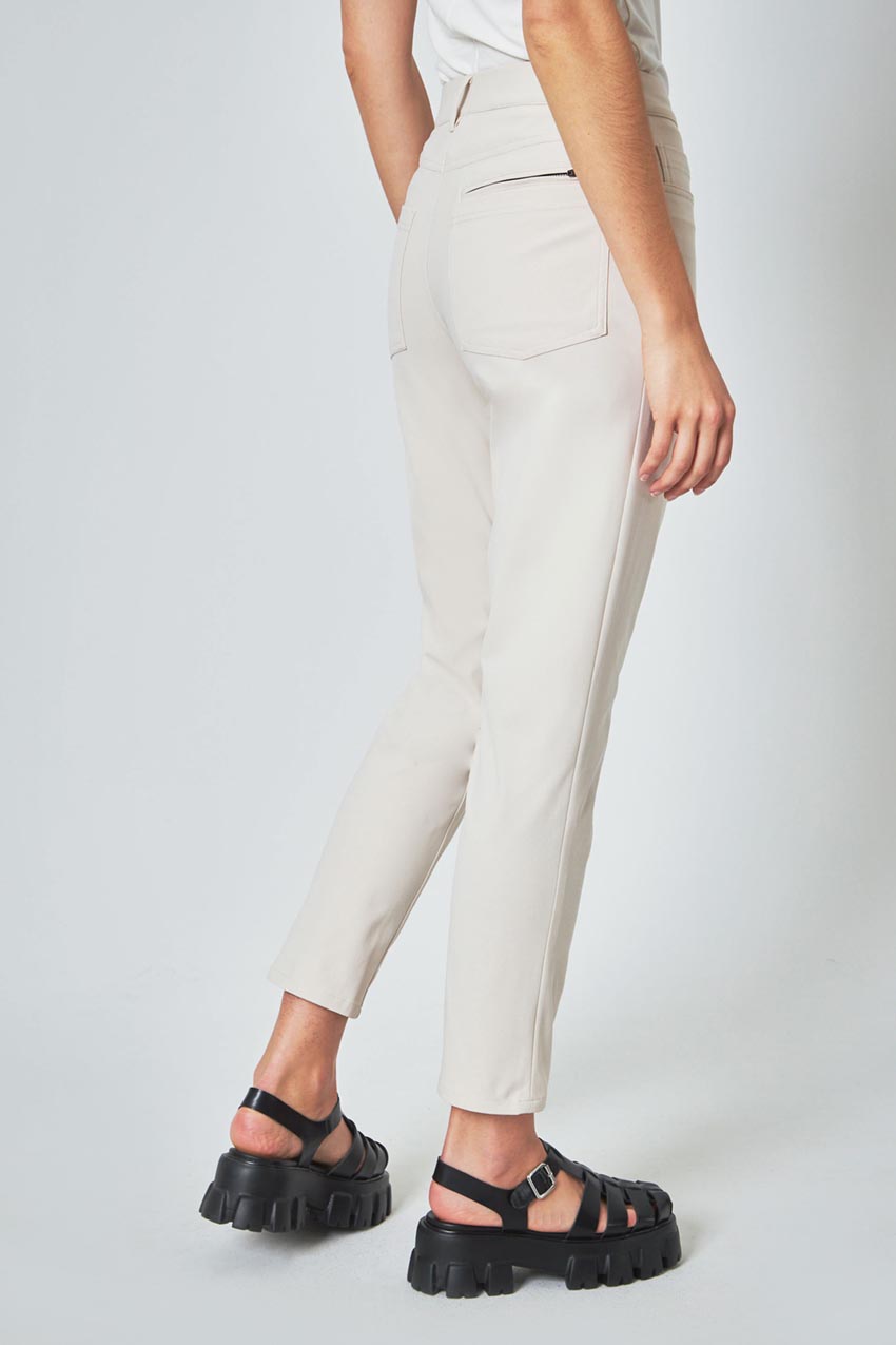Limitless Mid-Rise Straight Leg Pant