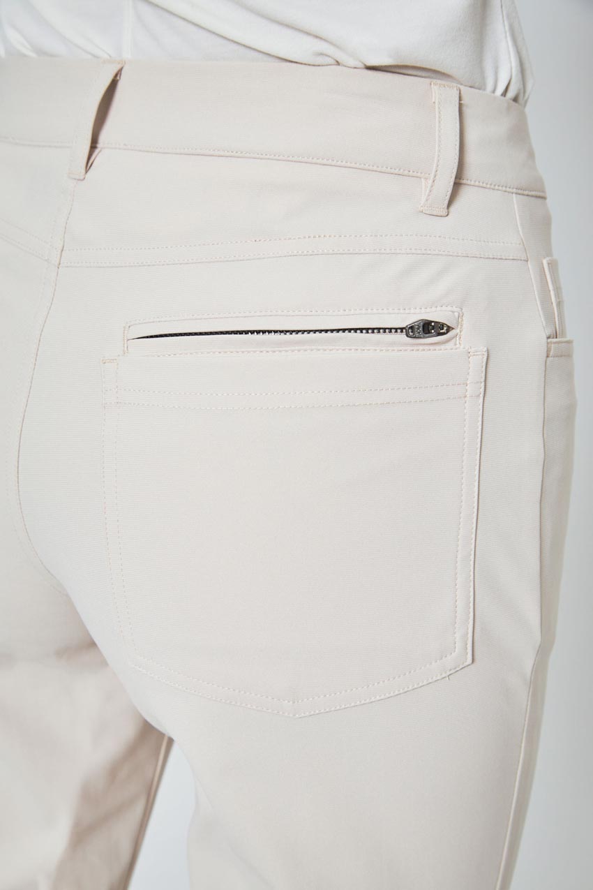 Limitless Mid-Rise Straight Leg Pant