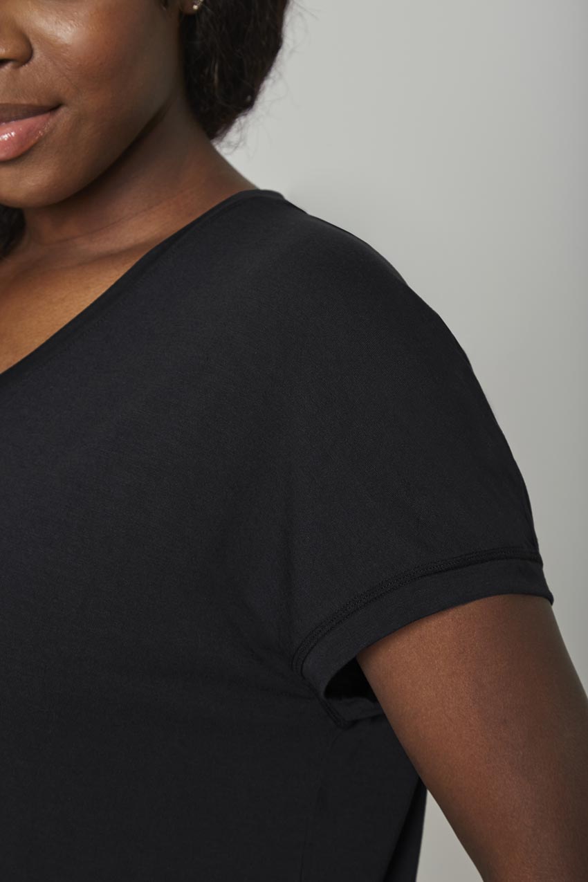 Women’s V-Neck Short Sleeve Tee