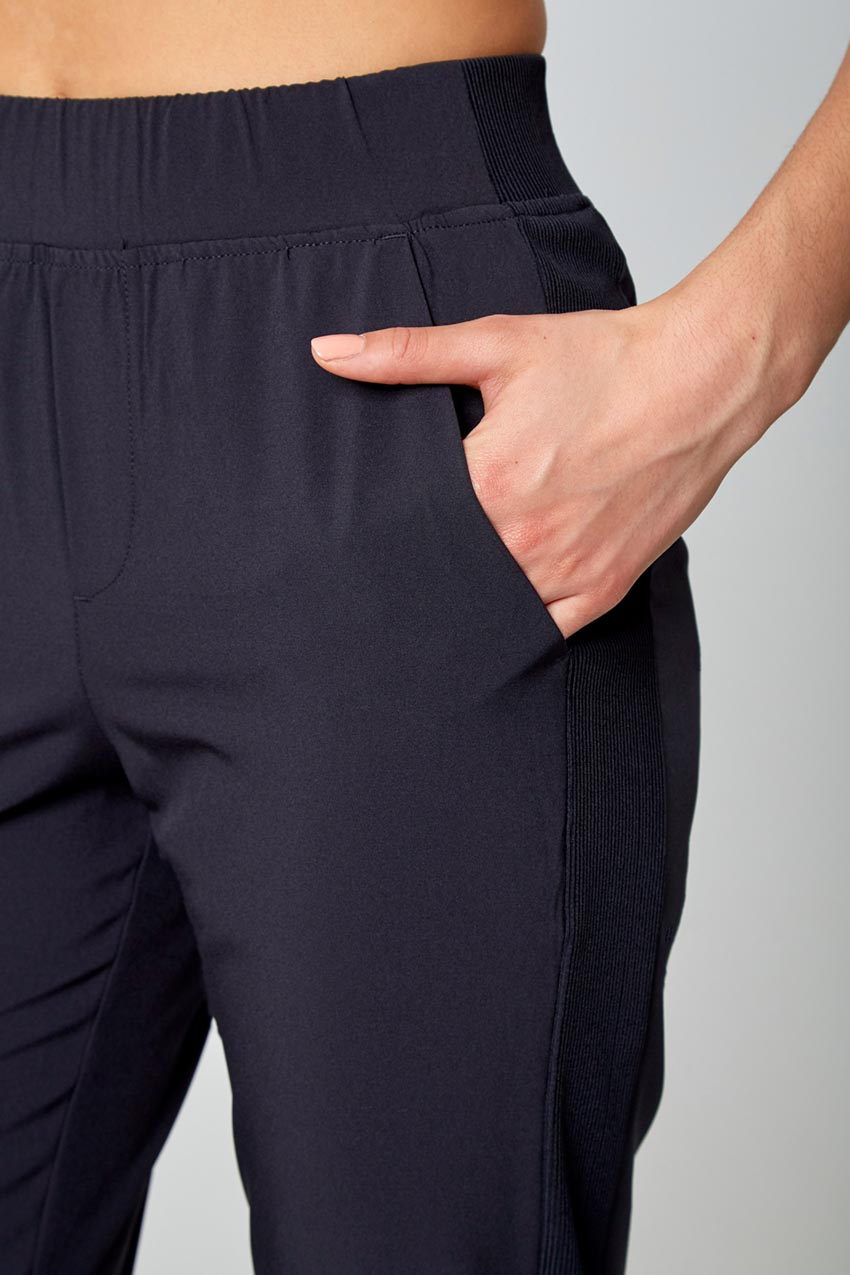 Ladies Woven Slim Pant