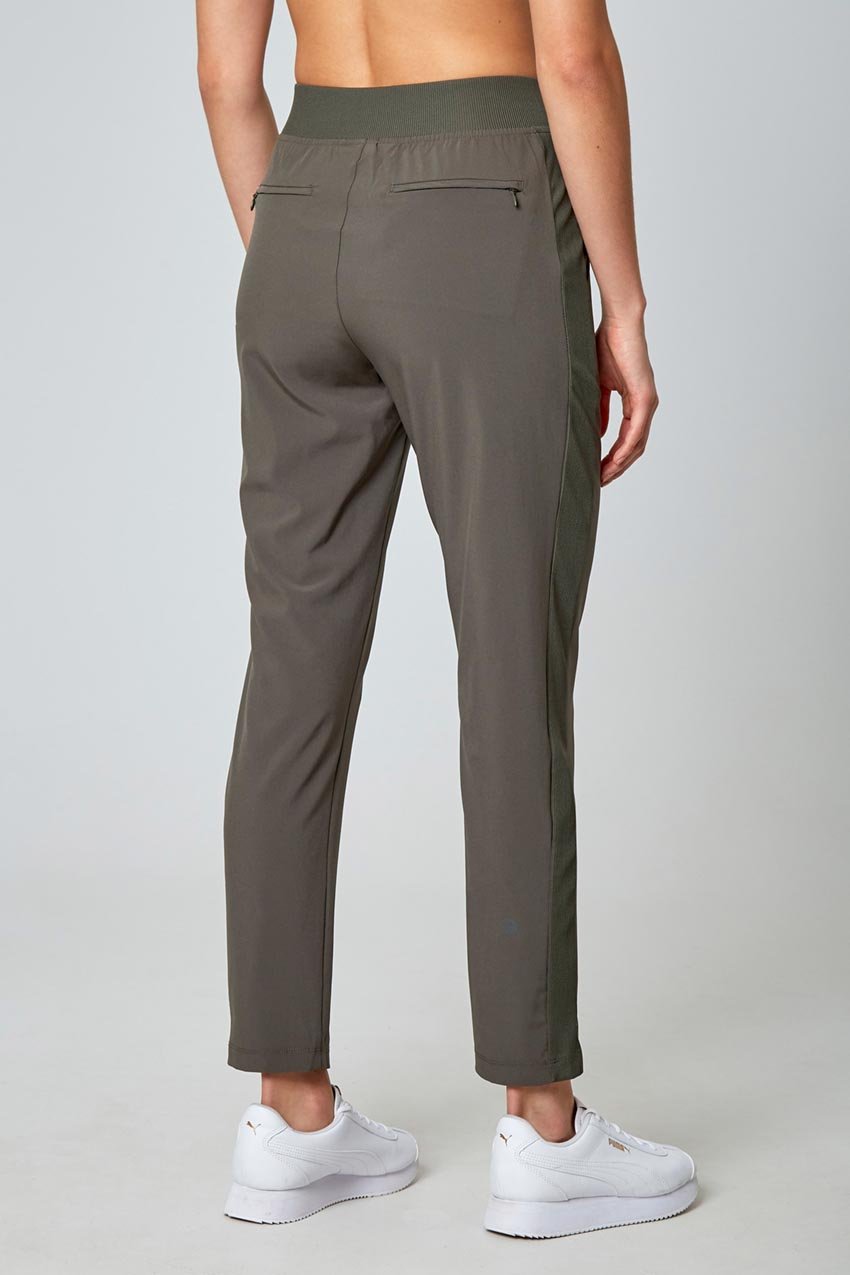 Ladies Woven Slim Pant