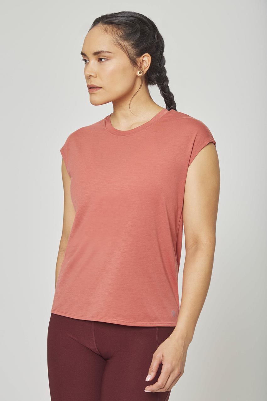 MPG Sport Tracker Dynamic Recycled Anti-Stink Sleeveless Top in Marsala Wine