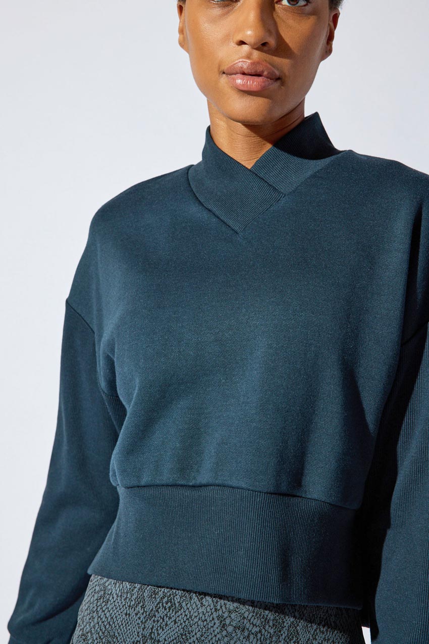 Adora Organic Cotton Cropped Pullover