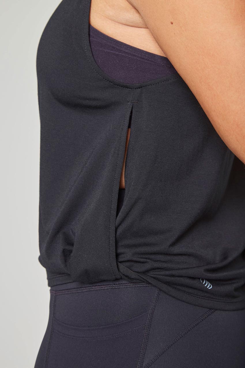 Maddy Dynamic Recycled Side Twist Anti-Stink Tank Top