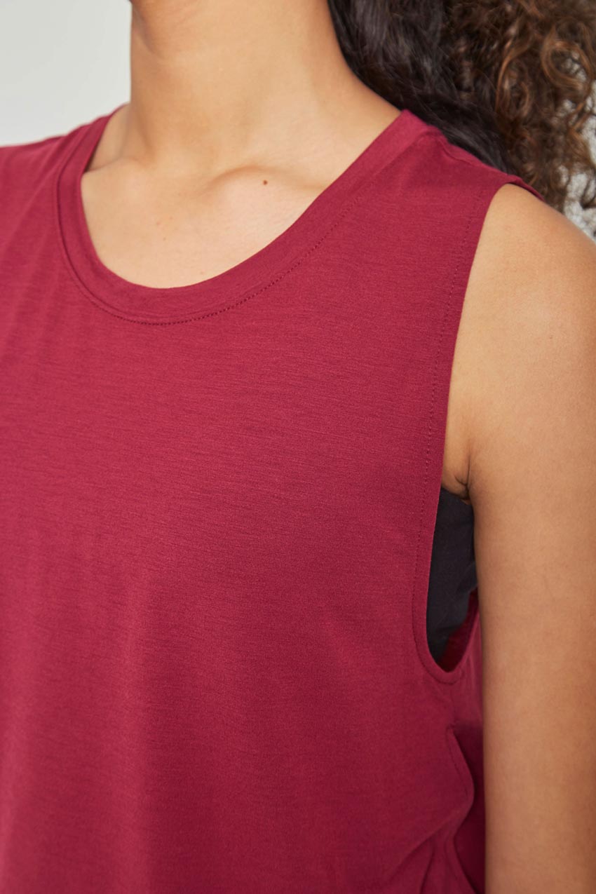 Maddy Dynamic Recycled Side Twist Anti-Stink Tank Top