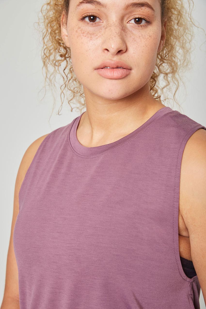 Maddy Dynamic Recycled Side Twist Anti-Stink Tank Top