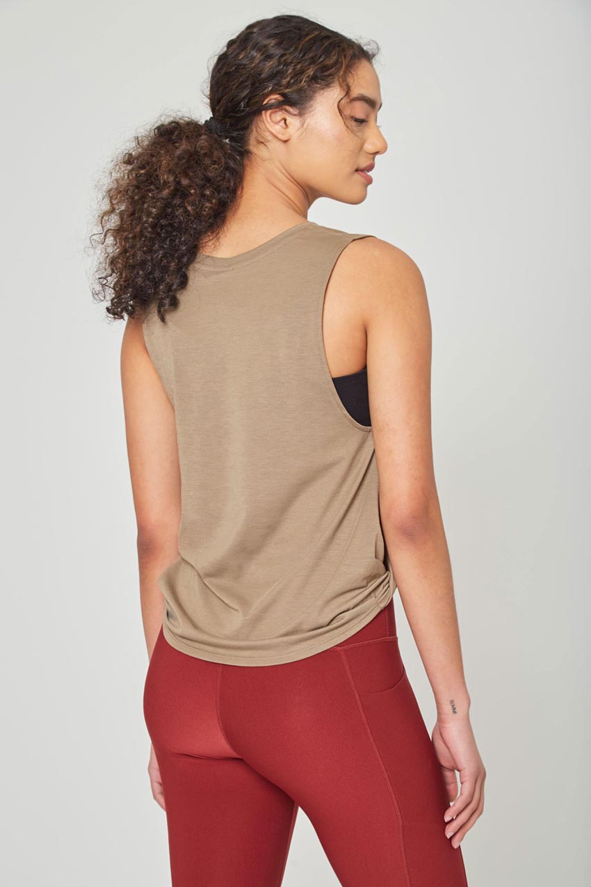 Maddy Dynamic Recycled Side Twist Anti-Stink Tank Top