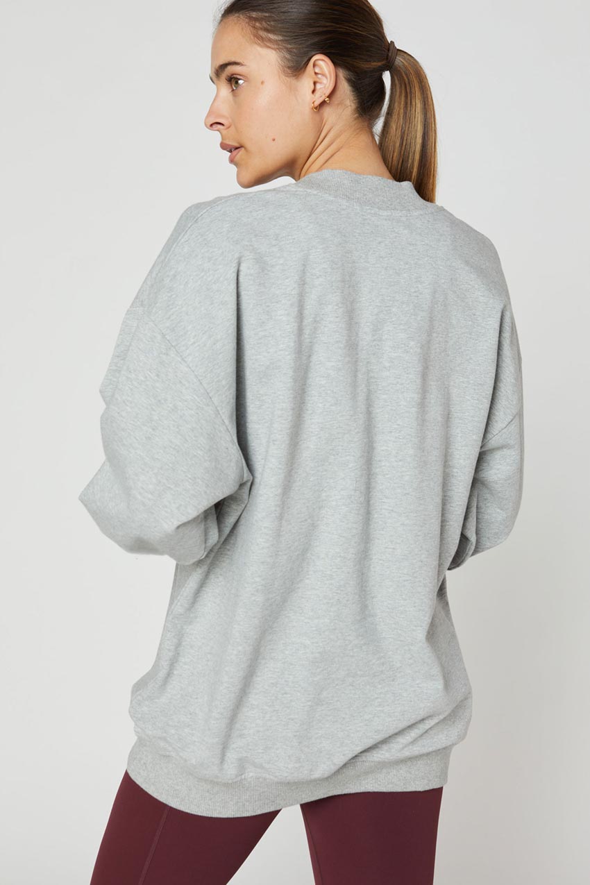 Saige Unwind Boyfriend V-Neck Sweatshirt