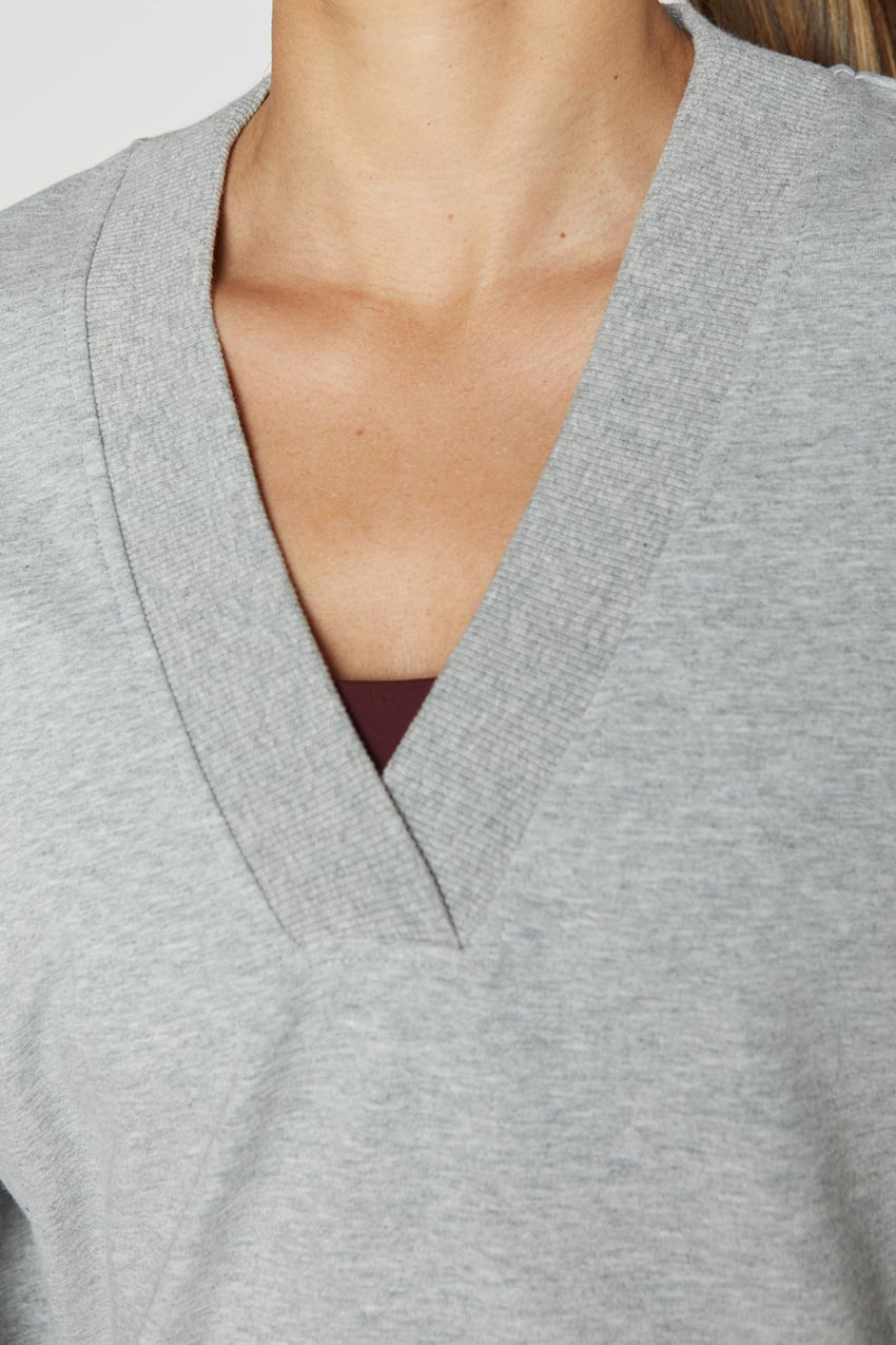 Saige Unwind Boyfriend V-Neck Sweatshirt