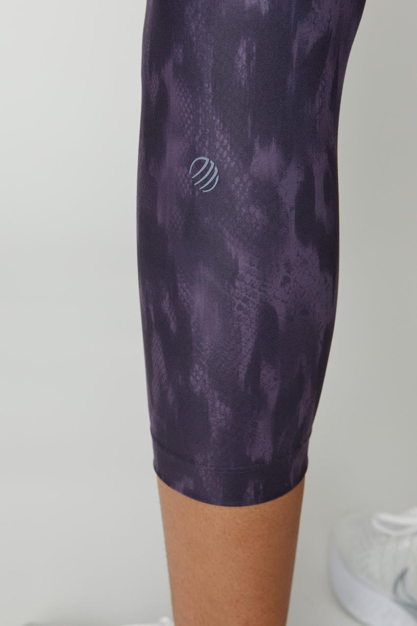 Illuminate Pursuit Recycled High-Waisted 21" Capri
