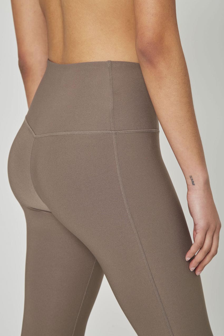 Dashing Explore High-Waisted 21" Capri
