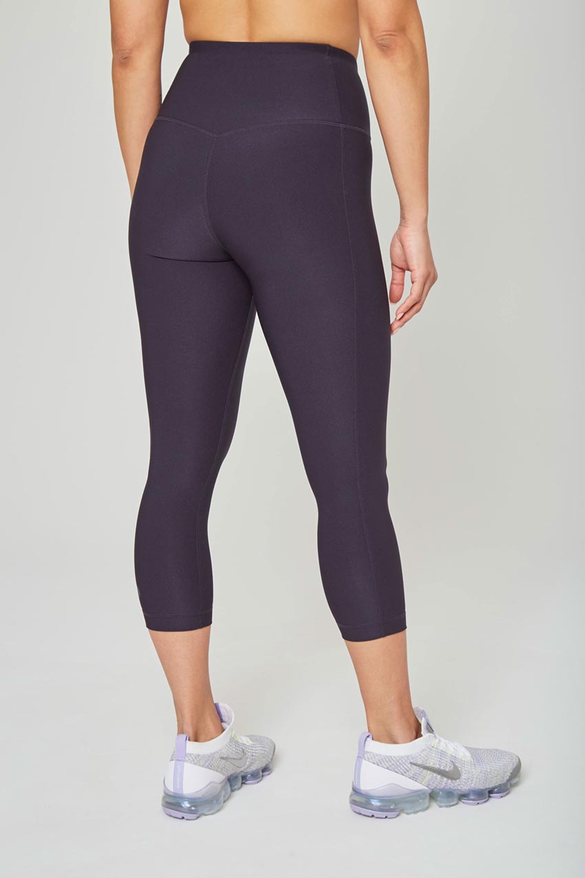 Dashing Explore High-Waisted 21" Capri