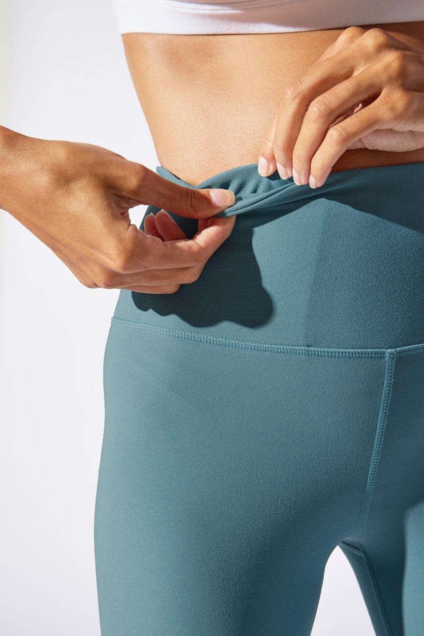 Dashing MPG SCULPT Recycled High Waisted Capri