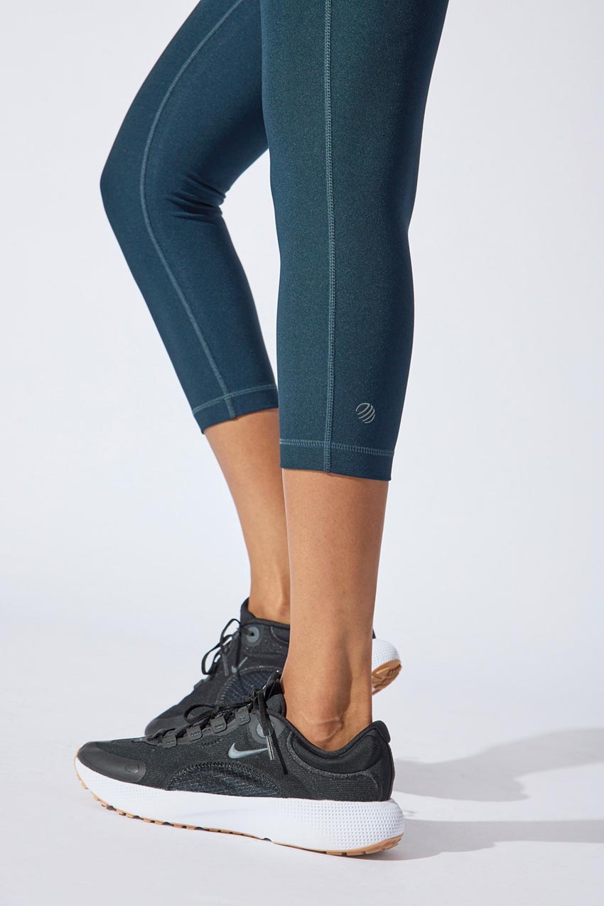 Dashing MPG SCULPT Recycled High Waisted Capri