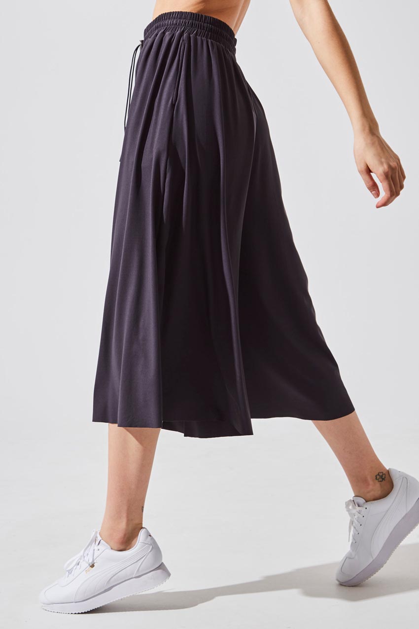 Groove Luxe Tactel® Cropped Wide Leg Pant