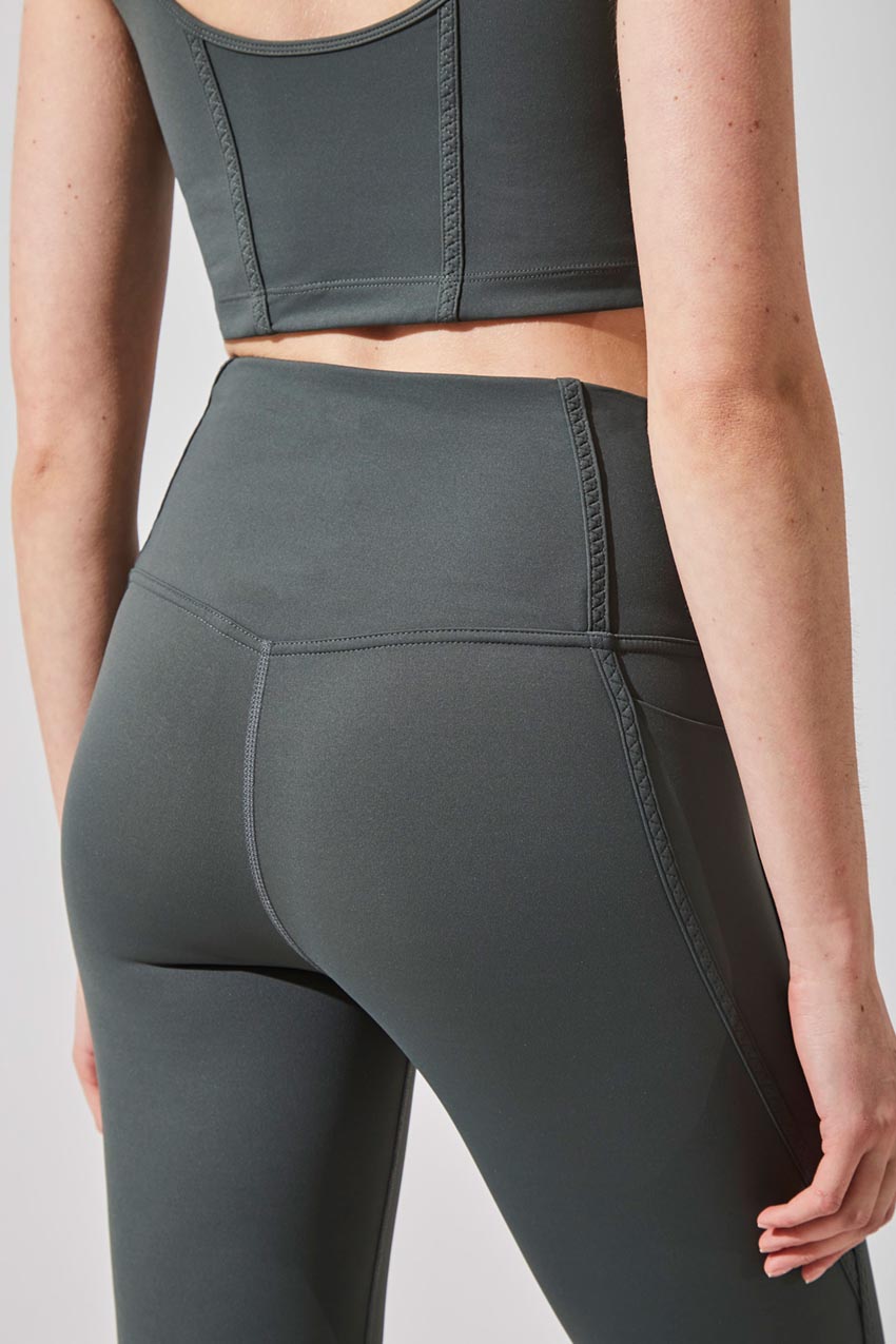 Yael MPG SLEEK Recycled Nylon High Waisted 7/8 Legging