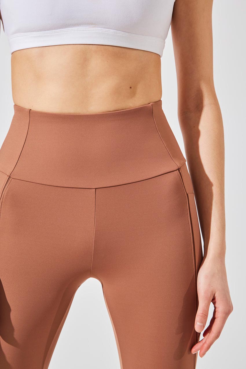 Accelerate MPG SLEEK Recycled Ultra-High Waisted 7/8 Legging