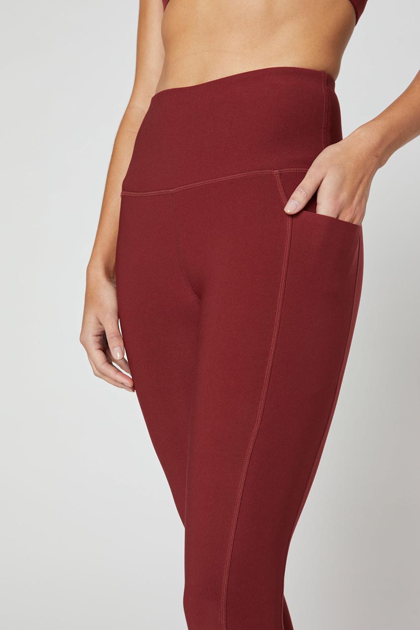 Rival Explore Recycled High-Waisted 7/8 Legging