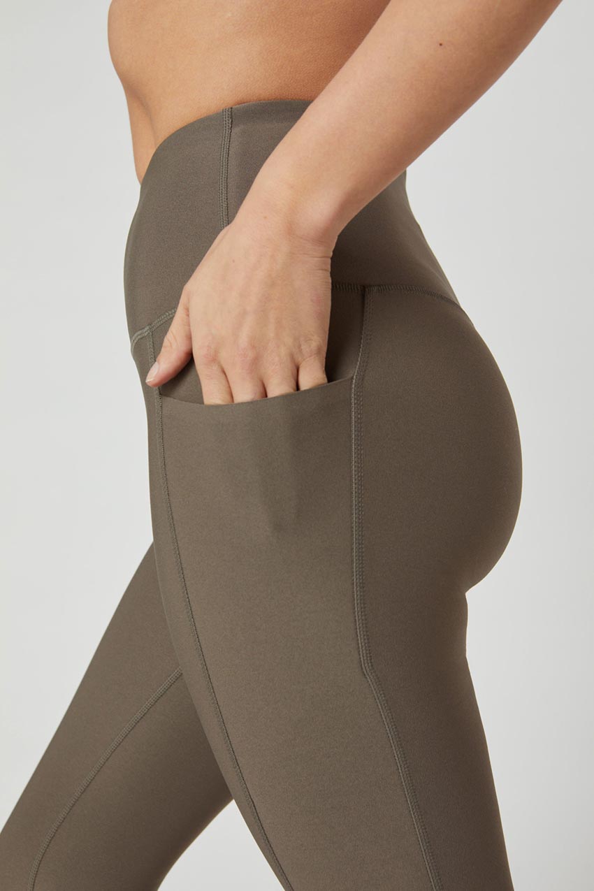 Rival Explore Recycled High-Waisted 7/8 Legging
