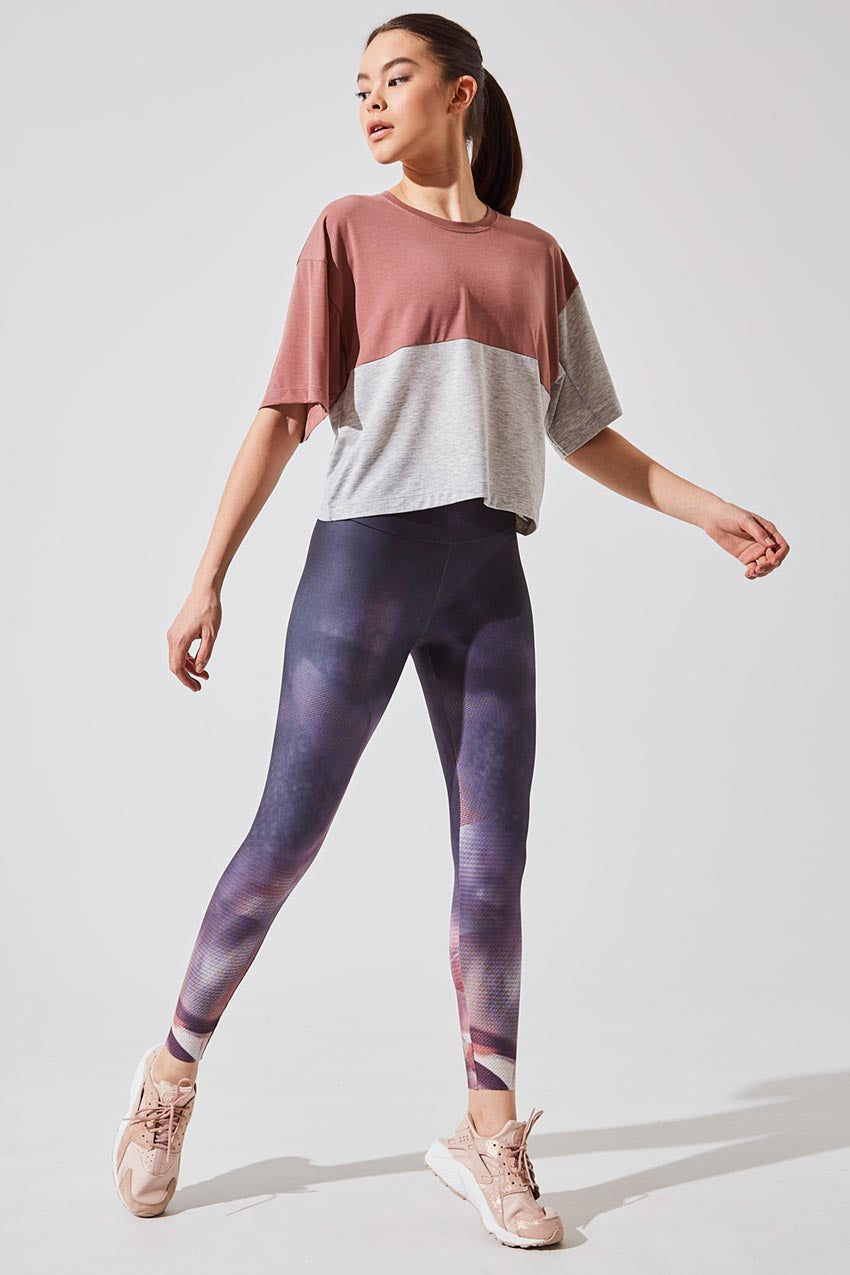 Strive Recycled High Waisted 7/8 Printed Legging