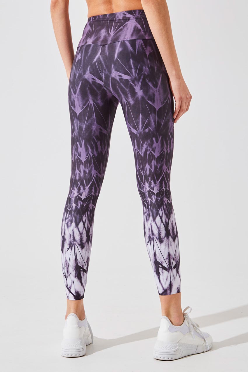 Strive Recycled High Waisted 7/8 Printed Legging