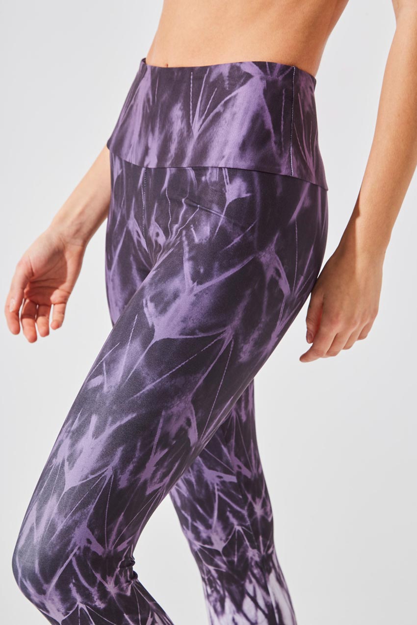 Strive Recycled High Waisted 7/8 Printed Legging