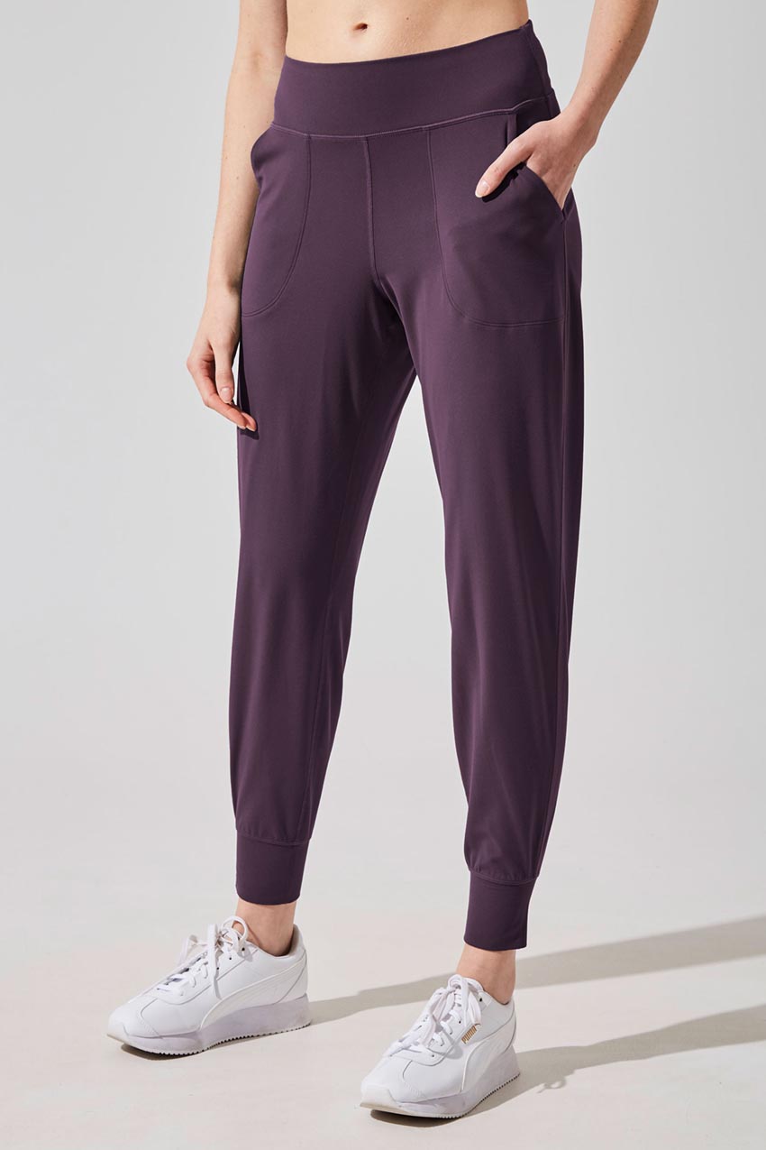 32 Degrees Women's Super Soft Stretch Comfort Hand Pockets Active Pants  Joggers-Purple / S