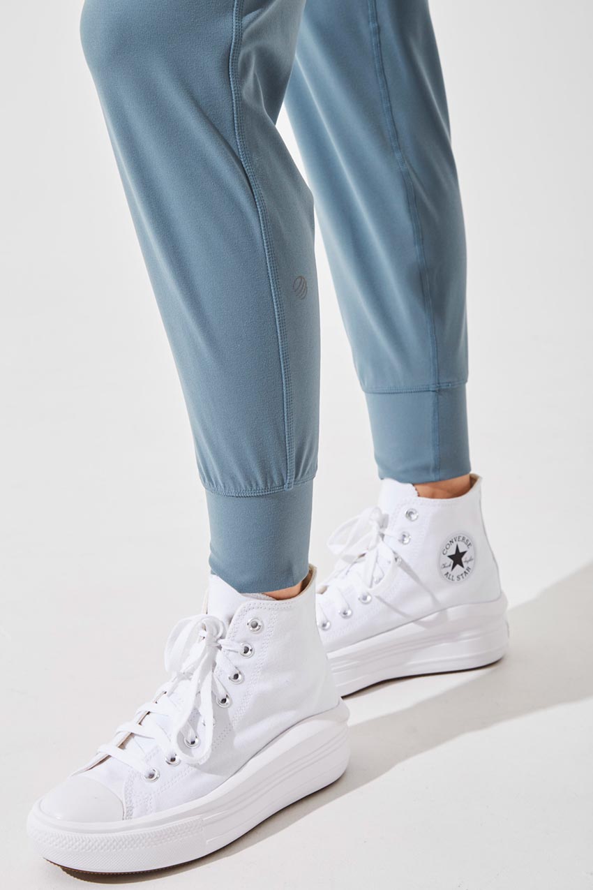 Vital High-Rise Side Pocket Jogger