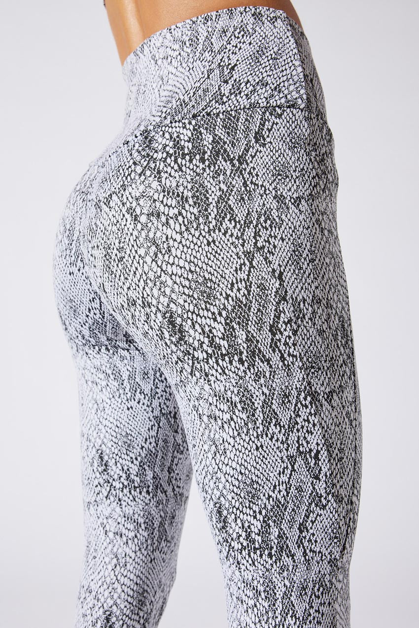 Nicole MPG SCULPT High Waisted 7/8 Legging