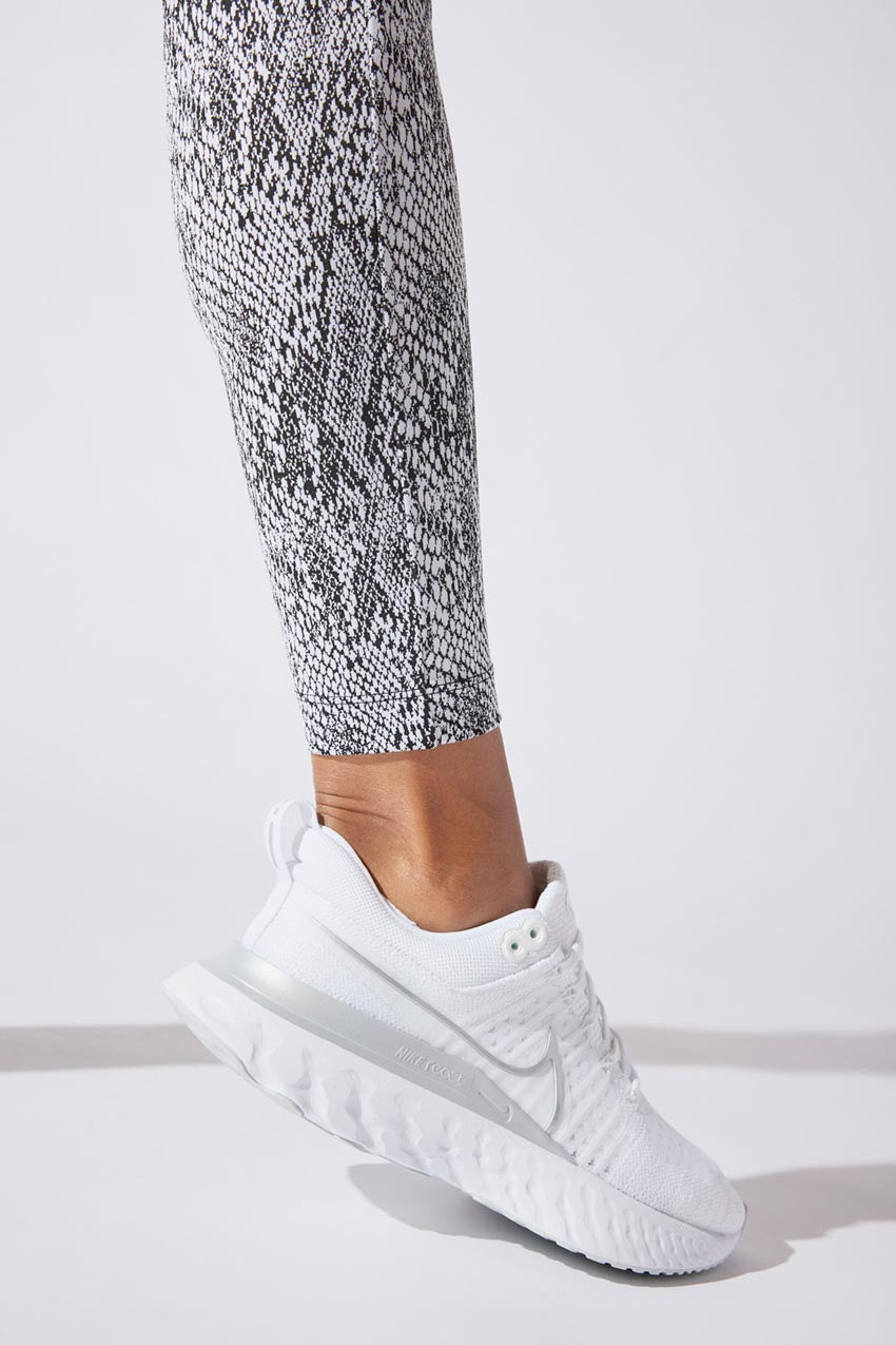 Nicole MPG SCULPT High Waisted 7/8 Legging