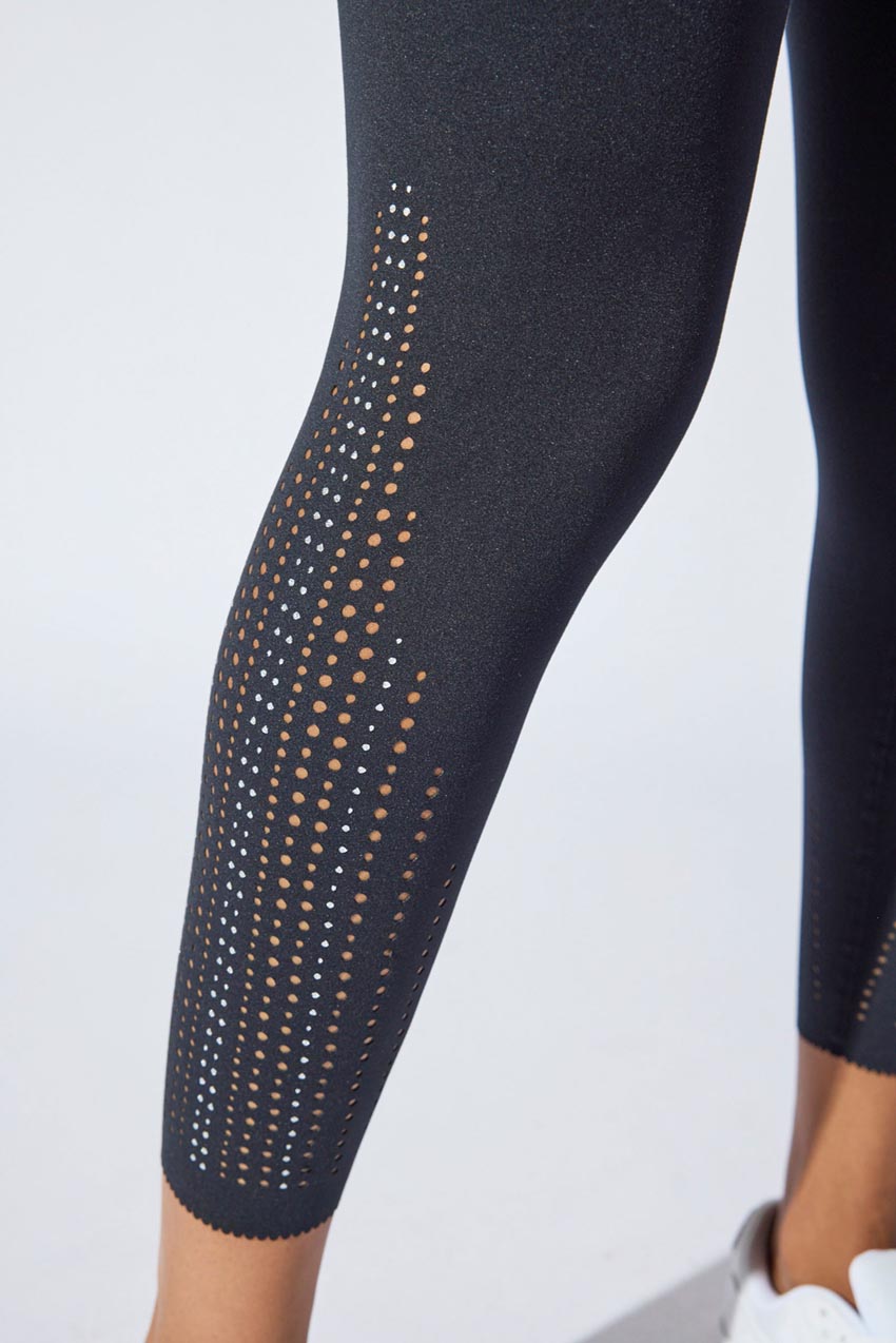 Sakura MPG SCULPT Recycled Polyester High Waisted 7/8 Legging