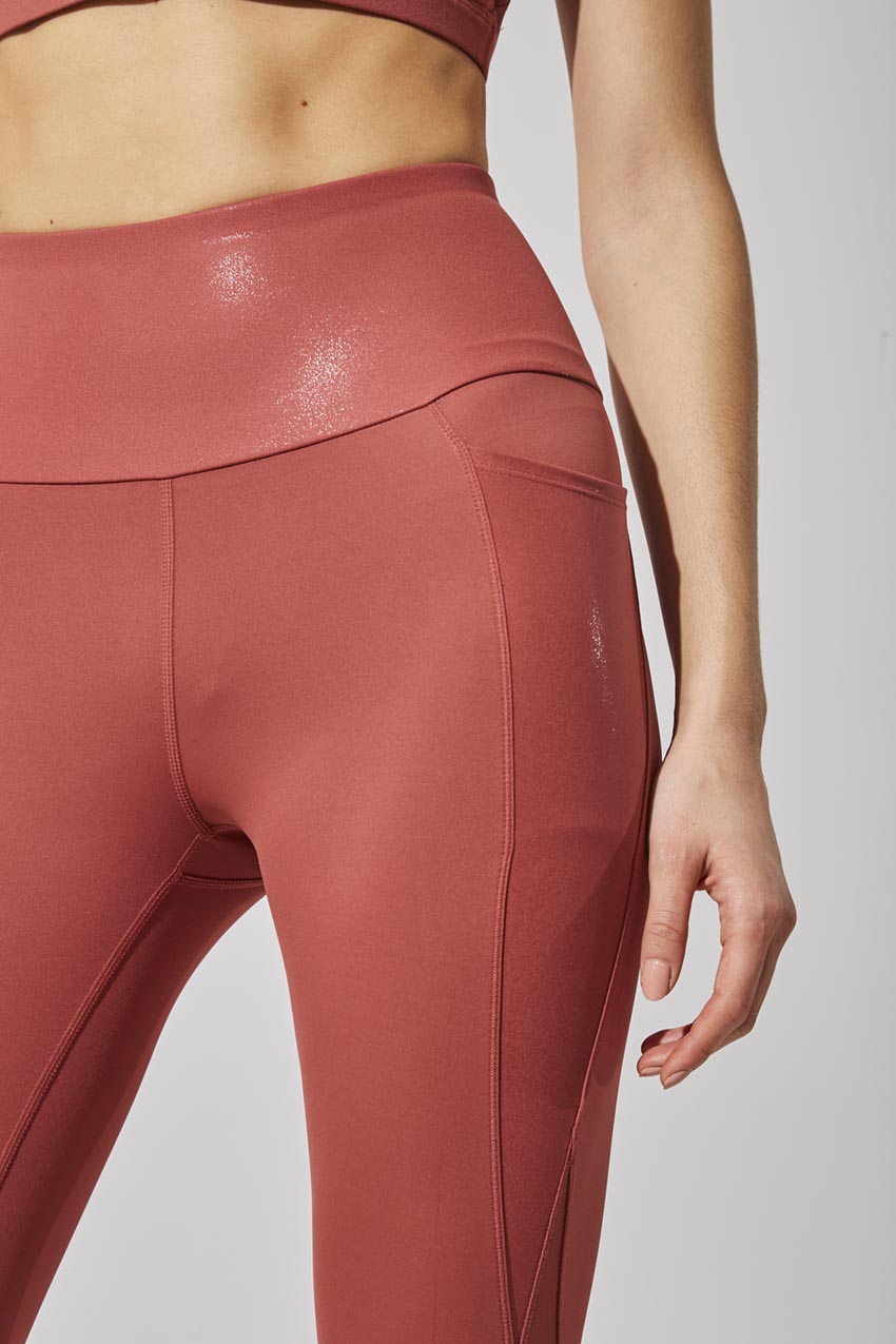 Raquel MPG SLEEK Recycled Nylon High Waisted 7/8 Legging